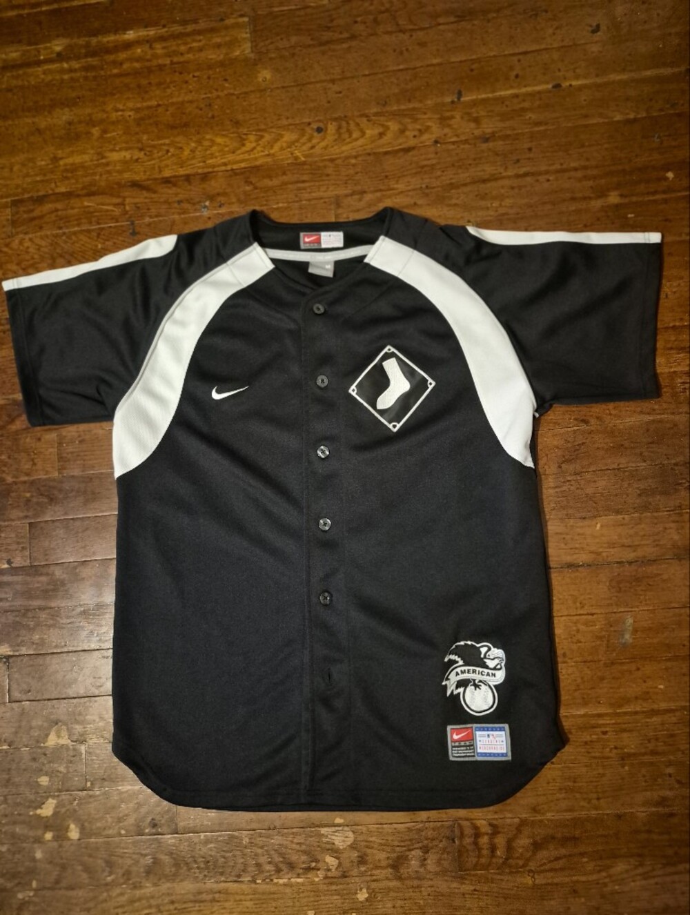 Chicago White Sox Mens Sz Medium Nike Black and White Baseball Jersey